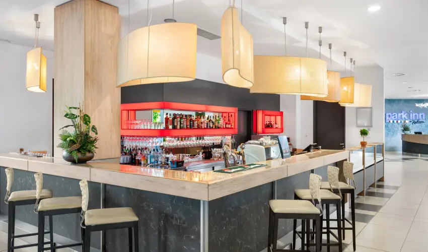 Park Inn by Radisson S�rv�r Resort & Spa S�rv�r - Okt�ber 23. (min. 3 �j)