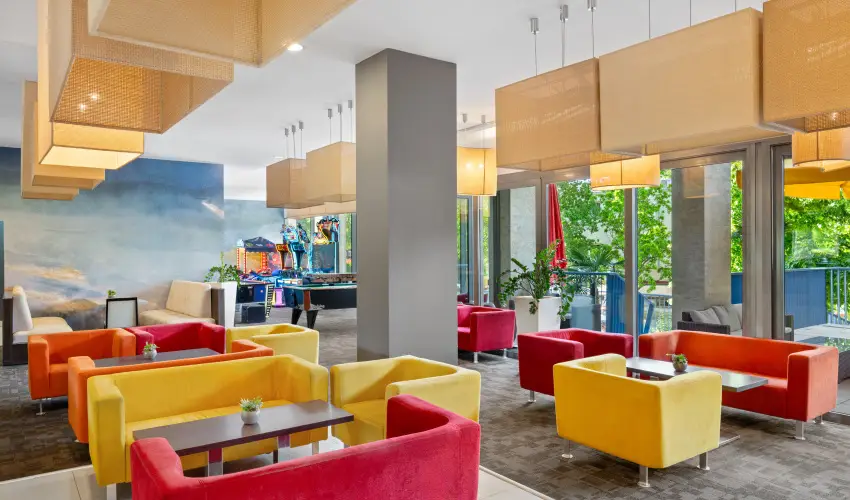 Park Inn by Radisson S�rv�r Resort & Spa S�rv�r - Okt�ber 23. (min. 3 �j)