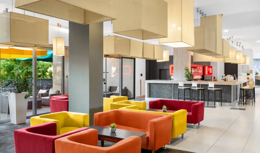 Park Inn by Radisson S�rv�r Resort & Spa S�rv�r - Okt�ber 23. (min. 3 �j)