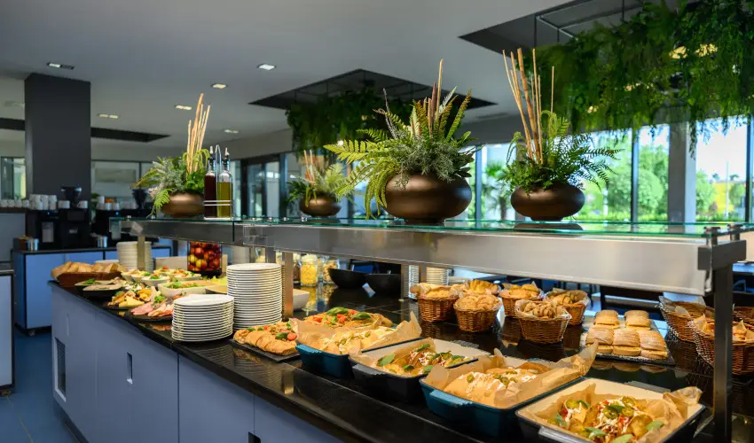 Park Inn by Radisson S�rv�r Resort & Spa S�rv�r - Okt�ber 23. (min. 3 �j)