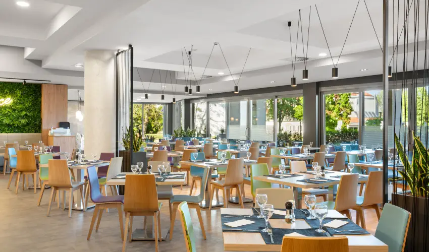 Park Inn by Radisson S�rv�r Resort & Spa S�rv�r - Okt�ber 23. (min. 3 �j)