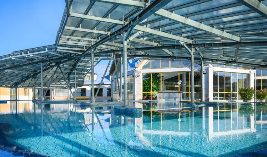 Park Inn by Radisson S�rv�r Resort & Spa S�rv�r - Okt�ber 23. (min. 3 �j)