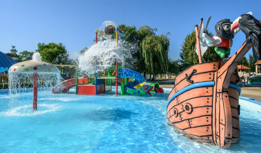 Park Inn by Radisson S�rv�r Resort & Spa S�rv�r - Okt�ber 23. (min. 3 �j)