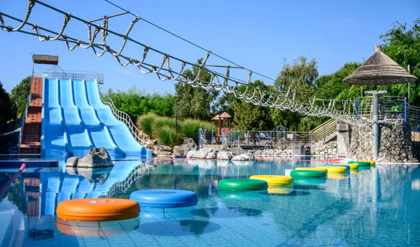 Park Inn by Radisson S�rv�r Resort & Spa S�rv�r - Okt�ber 23. (min. 3 �j)