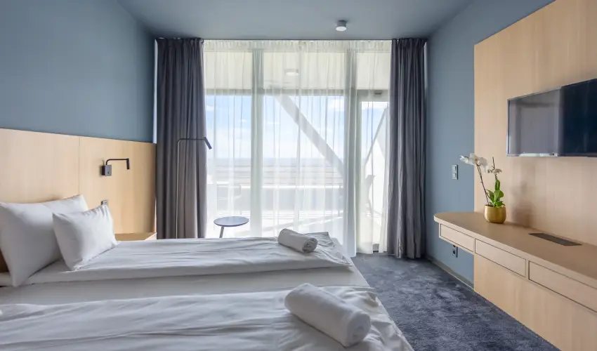 Hotel Princeps S�toralja�jhely - Okt�ber 23.