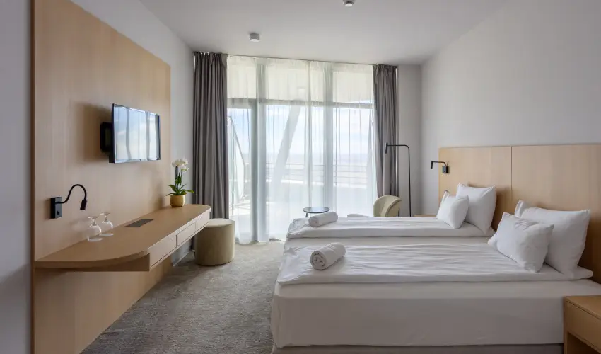 Hotel Princeps S�toralja�jhely - Okt�ber 23.