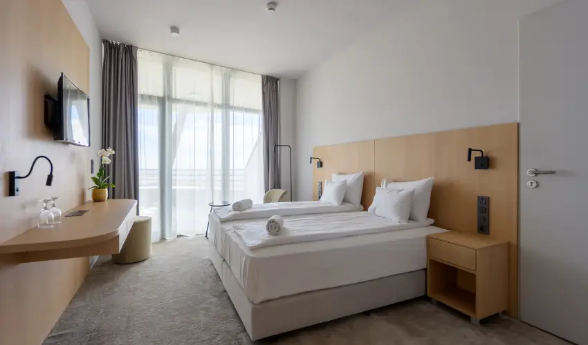 Hotel Princeps S�toralja�jhely - Okt�ber 23.