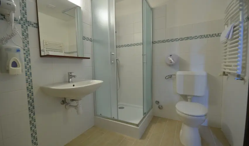 Rvsz Hotel, tterem & Rosa Spa Gyr - Oktber 23. 