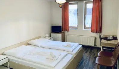 Rvsz Hotel, tterem & Rosa Spa Gyr