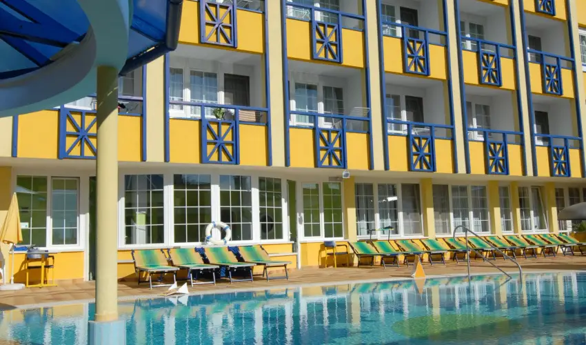 Hotel Rudolf Hajdszoboszl - Oktber 23. - teljes elrefizetssel