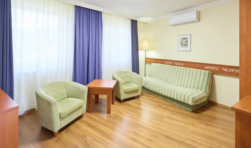 Silver Hotel Hajd�szoboszl� - Okt�ber 23. - speci�lis el�refizet�ssel (min. 2 �j)