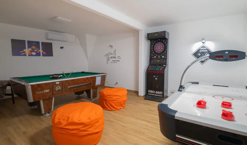 Sopron Hotel Sopron - Oktber 23. 