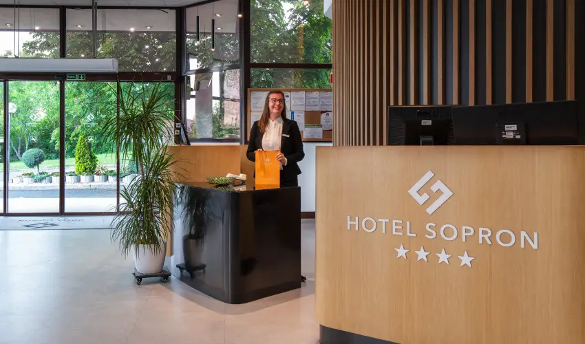 Sopron Hotel Sopron - Oktber 23. 