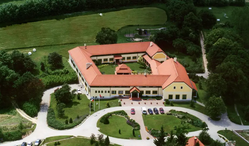 Hotel Szpalma Porva-Szpalmapuszta - Oktber 23.