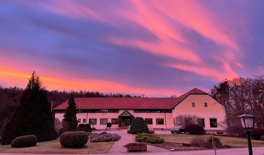 Hotel Szpalma Porva-Szpalmapuszta - Oktber 23.
