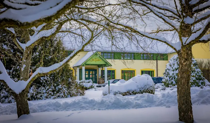 Hotel Sz�palma Porva-Sz�palmapuszta - Okt�ber 23.