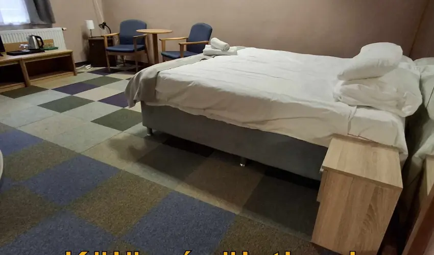 Hotel Unicornis Eger - Okt�ber 23.