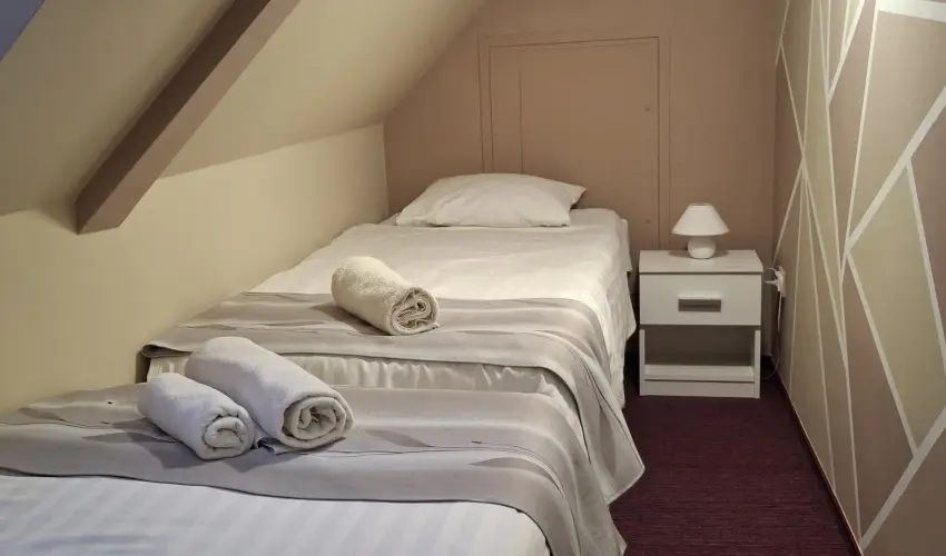 Hotel Unicornis Eger - Okt�ber 23.