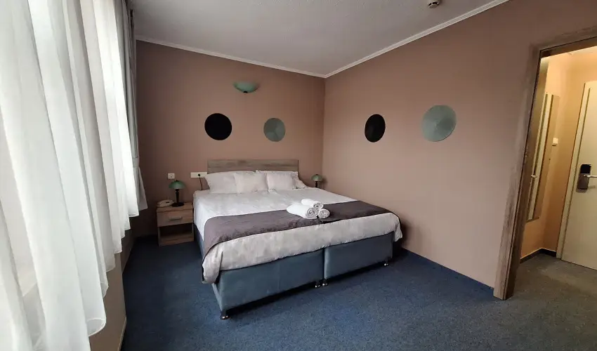 Hotel Unicornis Eger - Okt�ber 23.