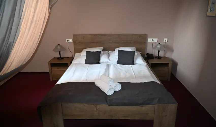 Hotel Unicornis Eger - Okt�ber 23.