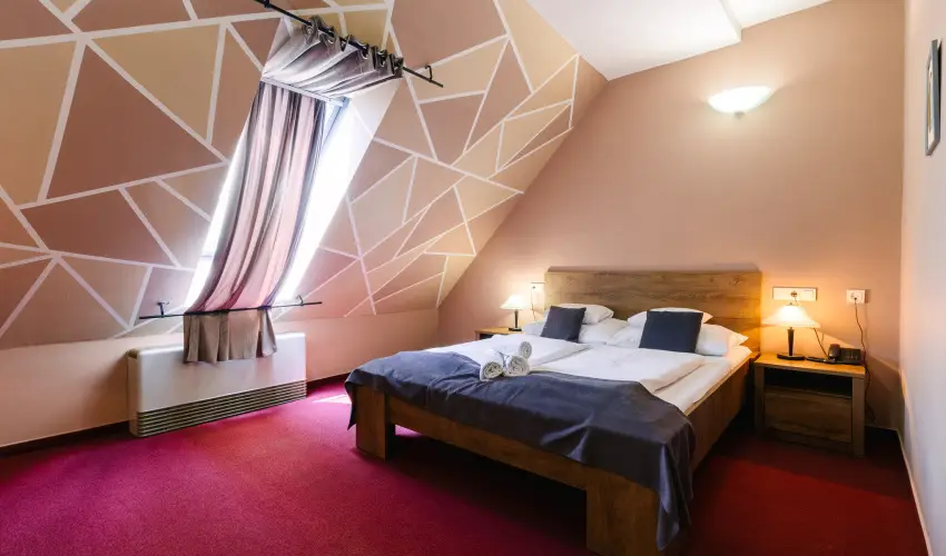 Hotel Unicornis Eger - Okt�ber 23.