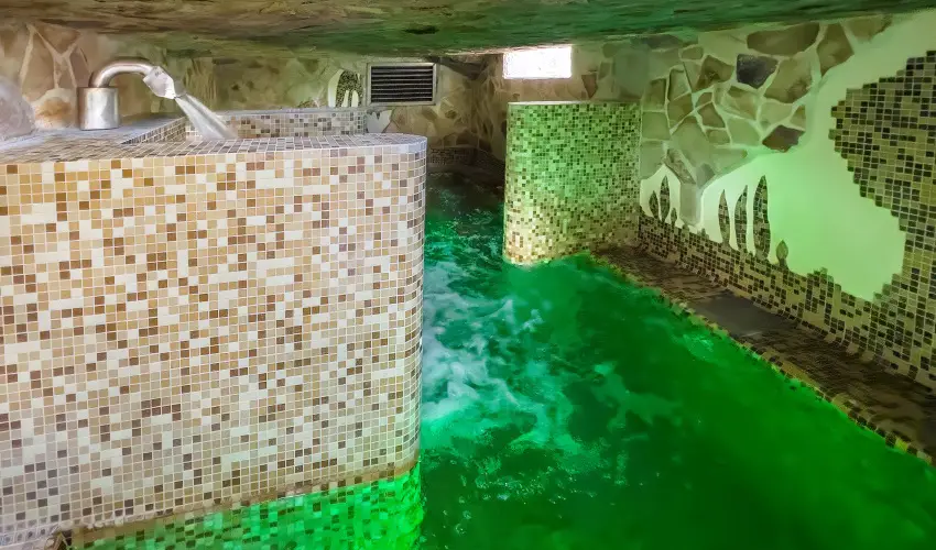 Hotel Vécsecity Hernádvécse - Október 23.