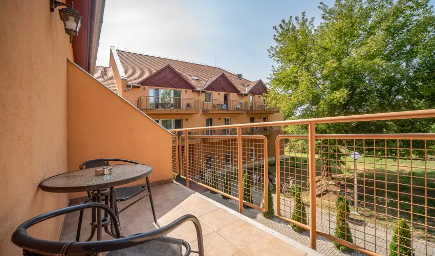Term�l Hotel Vesta T�pi�szecs� - Okt�ber 23. (min. 2 �j)
