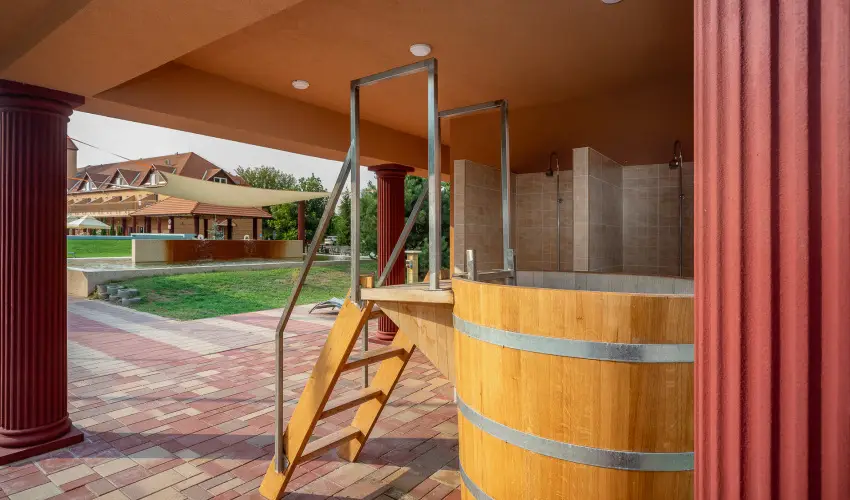 Term�l Hotel Vesta T�pi�szecs� - Okt�ber 23. (min. 2 �j)