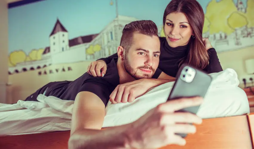 Hotel Viktria Srvr - Oktber 23. (min. 2 j)