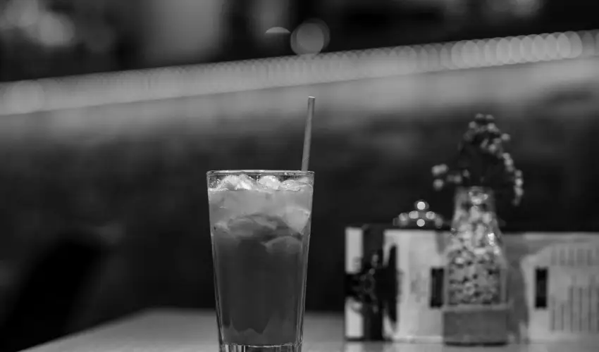 Hotel Vikt�ria S�rv�r - Okt�ber 23. (min. 2 �j)