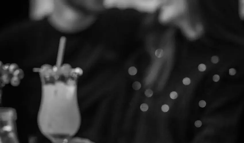 Hotel Vikt�ria S�rv�r - Okt�ber 23. (min. 2 �j)