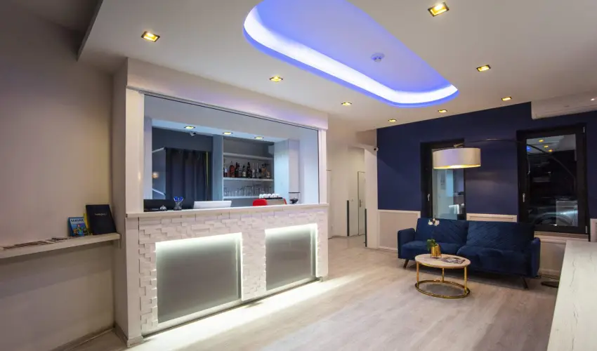 Hotel Viktria Srvr - Oktber 23. (min. 2 j)