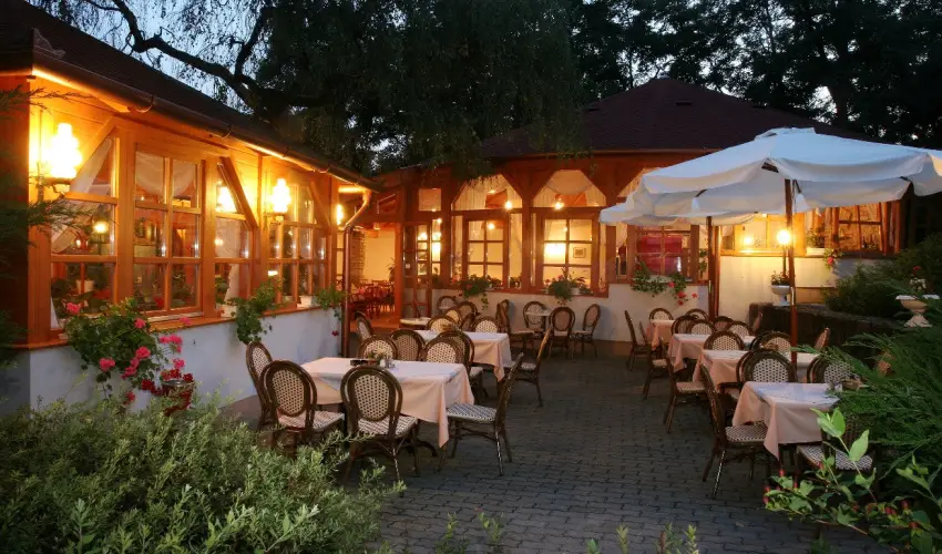 Hotel Villa Vlgy Eger - Oktber 23.