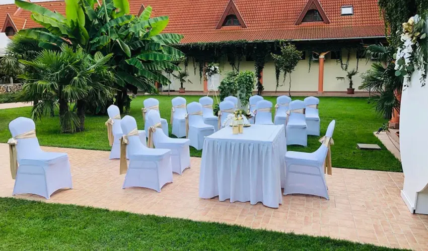 Hotel Vinum Wellness s Konferencia Hotel Kiskrs - Oktber 23. - teljes elrefizetssel