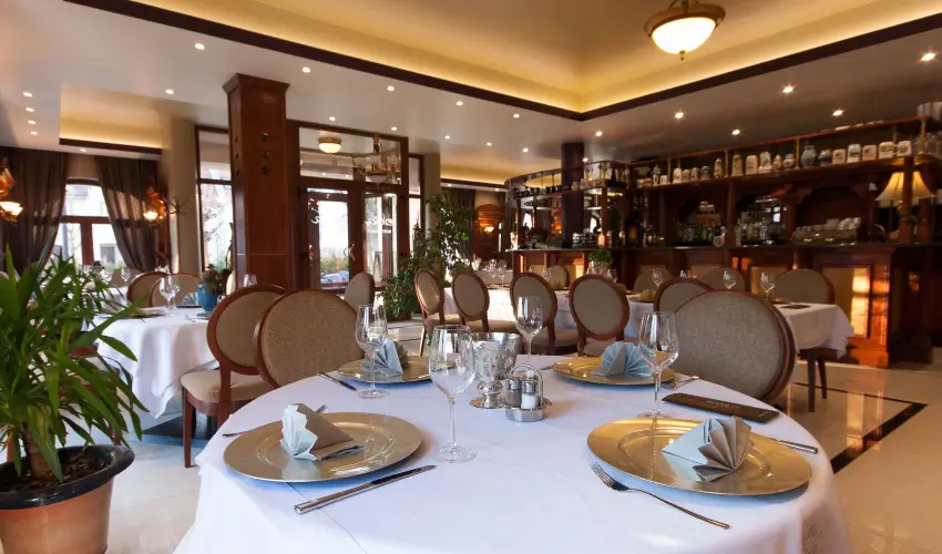 Hotel Xavin Harkny - Oktber 23.