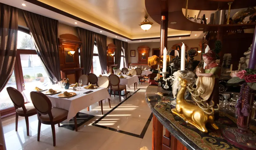 Hotel Xavin Harkny - Oktber 23.