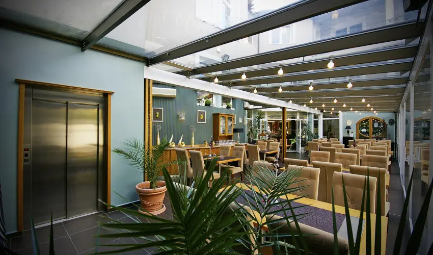 Hotel Xavin Harkny - Oktber 23.