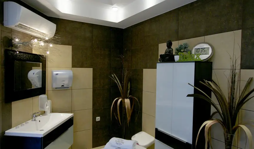 Hotel Xavin Hark�ny - Okt�ber 23.