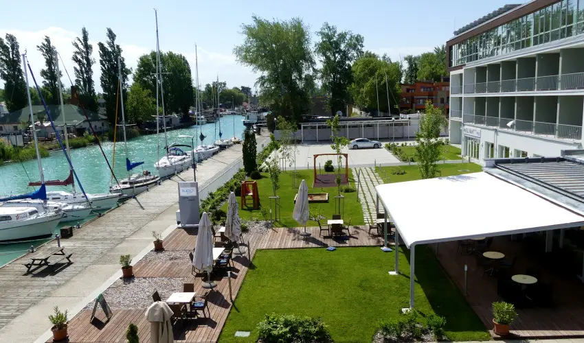 Hotel Yacht Wellness & Business Sifok - Oktber 23. (min. 3 j)