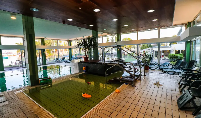 Hotel Yacht Wellness & Business Sifok - Oktber 23. (min. 3 j)