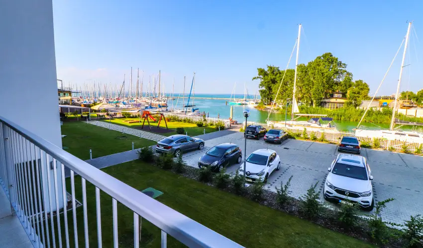 Hotel Yacht Wellness & Business Sifok - Oktber 23. (min. 3 j)