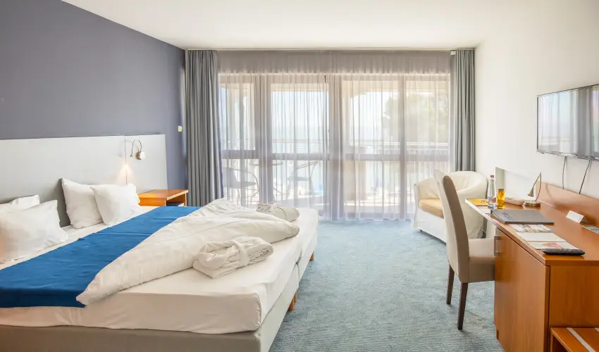 Hotel Yacht Wellness & Business Sifok - Oktber 23. (min. 3 j)