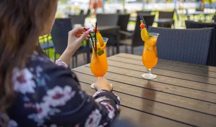 Hotel Yacht Wellness & Business Sifok - Oktber 23. (min. 3 j)