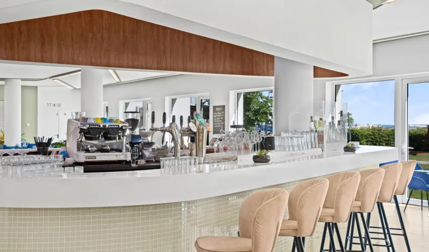 Hotel Yacht Wellness & Business Si�fok - Okt�ber 23. (min. 2 �j)