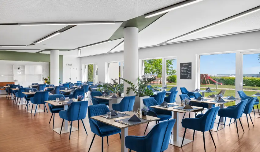 Hotel Yacht Wellness & Business Si�fok - Okt�ber 23. (min. 2 �j)