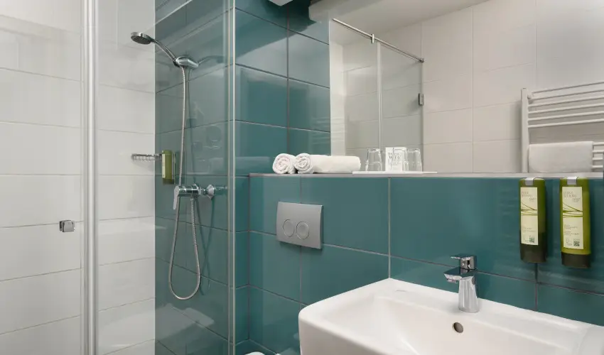 Hotel Yacht Wellness & Business Si�fok - Okt�ber 23. (min. 2 �j)