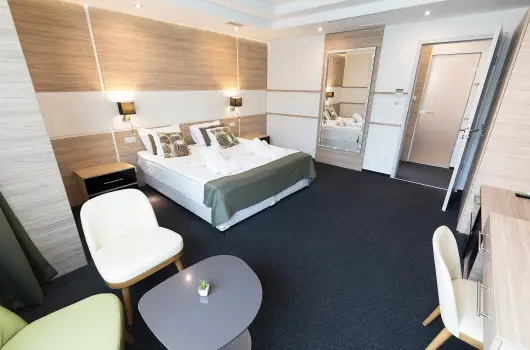 Hotel Zena - Oktber 23.