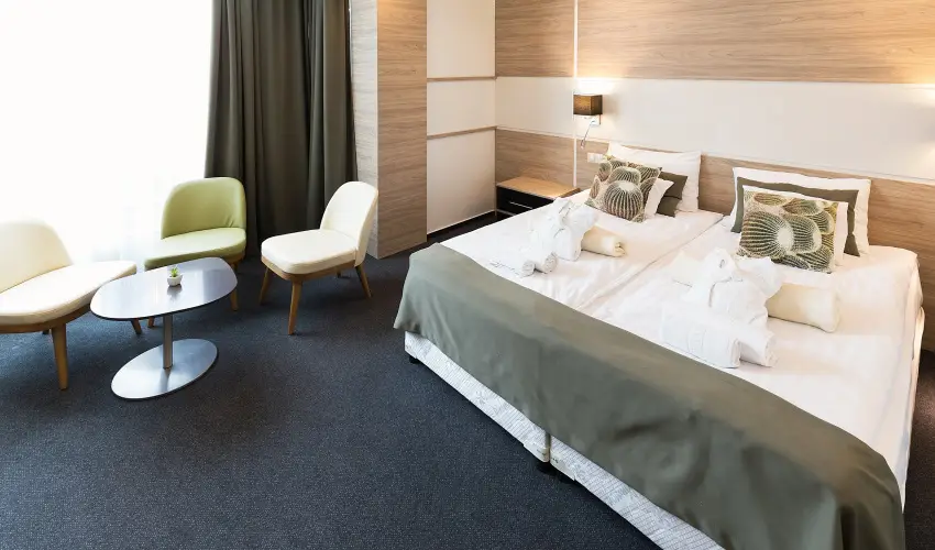 Hotel Zena Hvz - Oktber 23.