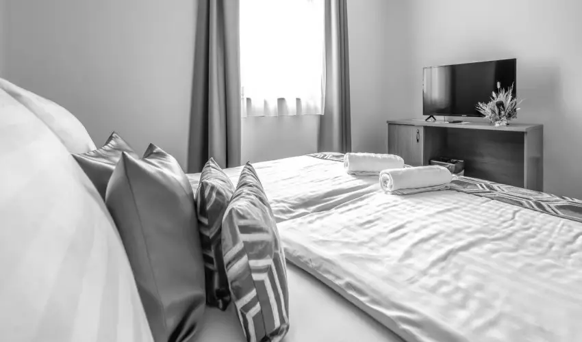 Hotel Anna Villa Balatonf�ldv�r - Okt�ber 23. (min. 2 �j)