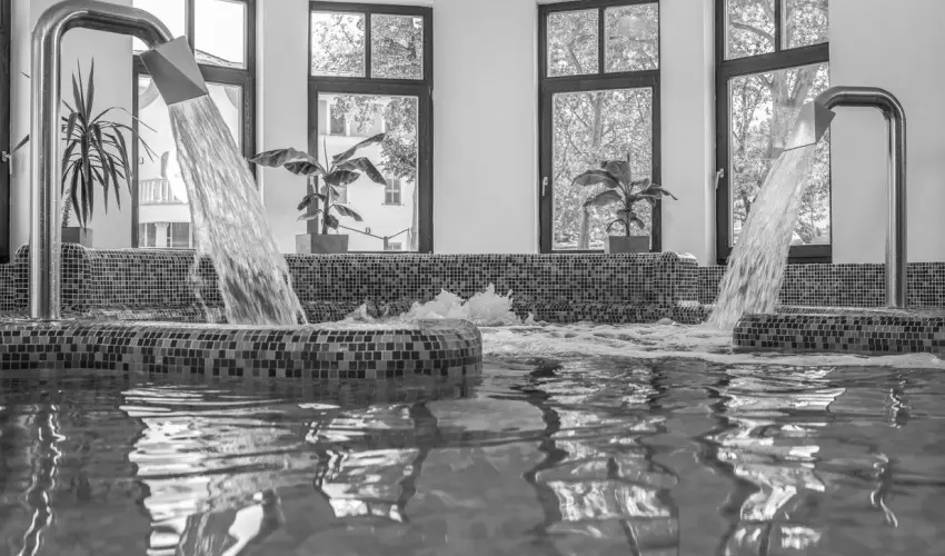 Hotel Anna Villa Balatonf�ldv�r - Okt�ber 23. (min. 2 �j)